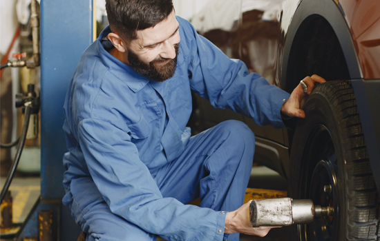 Adjusting the Tyres